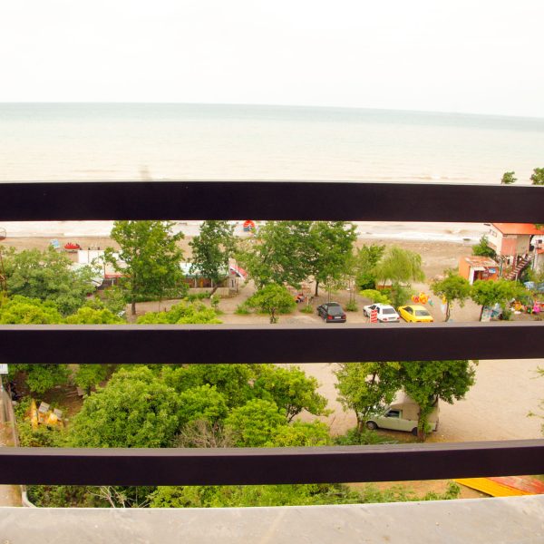 Slide2 600x600
